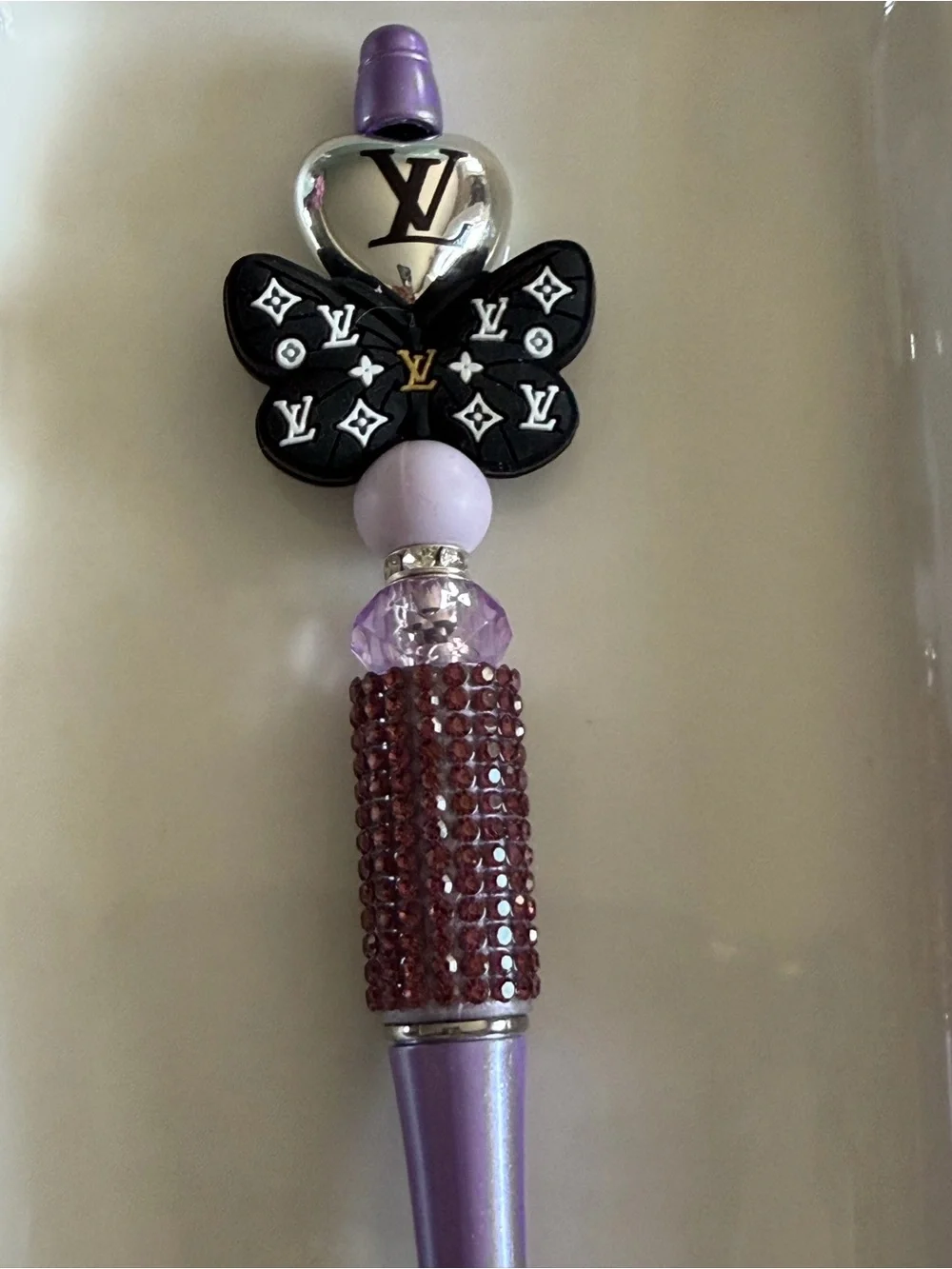 BEADED PEN